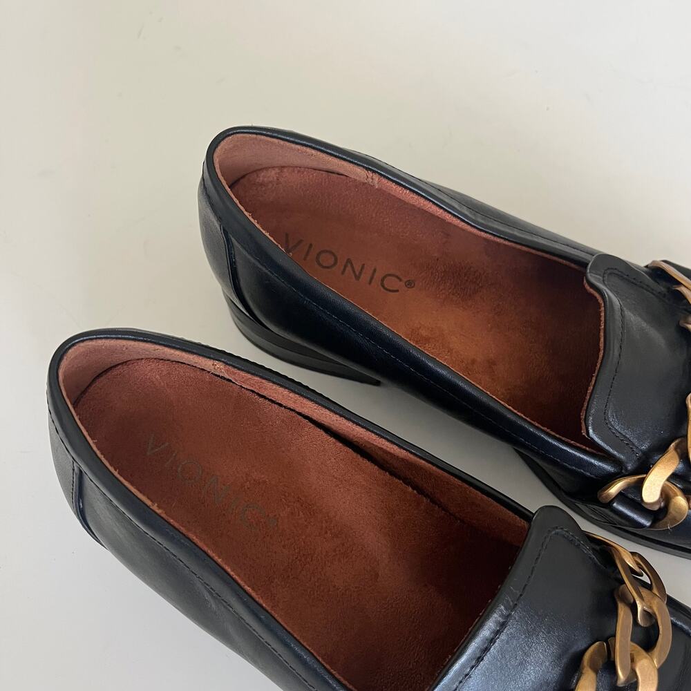 Vionic 'Mizelle' Chain Loafer Women's 7.5 Black Leather Comfort Shoe Slip On - Picture 3 of 8